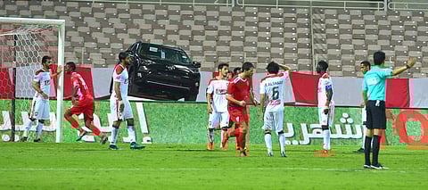 بالصور .. الوحدة يستعيد نغمة الانتصارات عبر بوابة الرائد