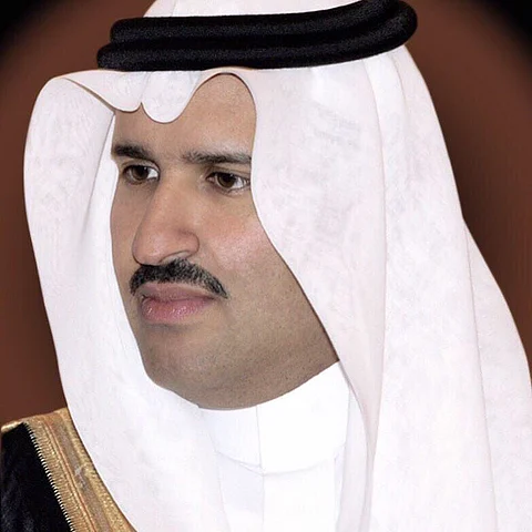 "أمير المدينة" يهنئ خادم الحرمين بمناسبة الذكرى الثانية للبيعة