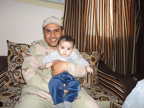 الشهيد "العسيري" يتغنى بـ"جازان" وزوجته تكشف قصيدة كتبها في الطريق إليها