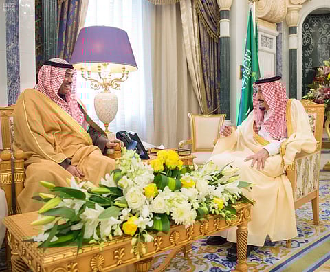 خادم الحرمين يتلقى رسالة من أمير الكويت