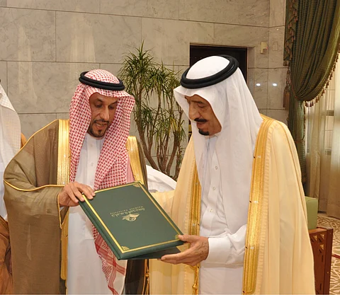 "مدير جامعة المجمعة": قرارات الملك سلمان دروس لمواجهة التحديات