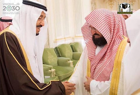 السديس: لحمة القيادة بالشعب الوفي يثمر الازدهار واستتباب الأمن