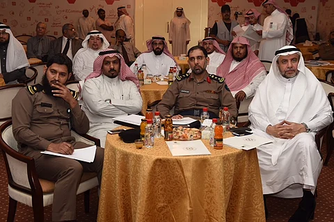 مقترح بربط أدوار الحرم بجسور معلقة تصب بمحطات نقل ومواقع الركاب