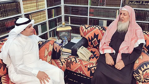 "مفتي المملكة" يشيد بدور جامعة الطائف في تعليم الشباب والشابات