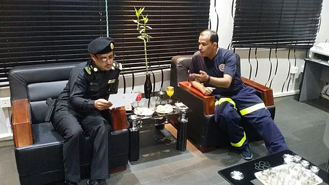 مدير العمليات الأمنية بالمدينة يزور عمليات الهلال الأحمر