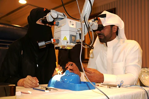 مؤتمر البحر الأحمر لطب العيون يستحدث "منصة للأطباء الناشئين"
