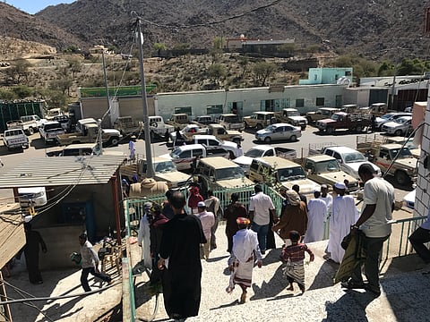 مطالب بتطوير سوق "مثلث شني" وإيجاد جامع يستوعب المصلين