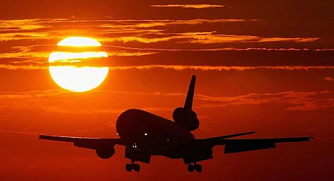 لماذا كانت الرحلات الجوية أسرع منذ 40 عاماً؟