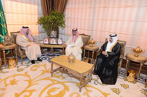 "أمير عسير" يستقبل القنصل العام لدولة الكويت لبحث القضايا المشتركة