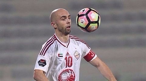 "الشارقة": انتقال أدريان للأهلي .. شائعة