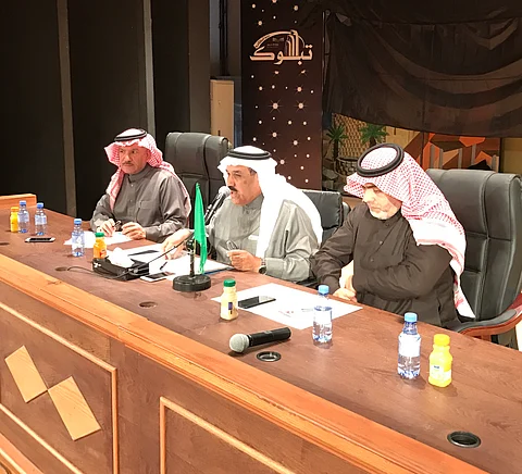 "أبو هاشم" يؤكد جاهزية مدارس تبوك واستعدادها للاختبارات