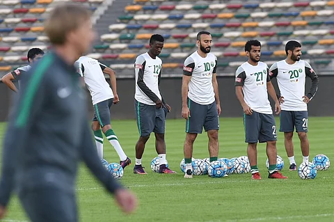 الأخضر يلتقي سلوفينيا غداً في أول اختبار ودي