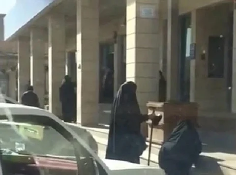 "الراجحي" معلقاً على حادثة مسنة عرعر: لم تطلب المساعدة وسنحقق بالواقعة