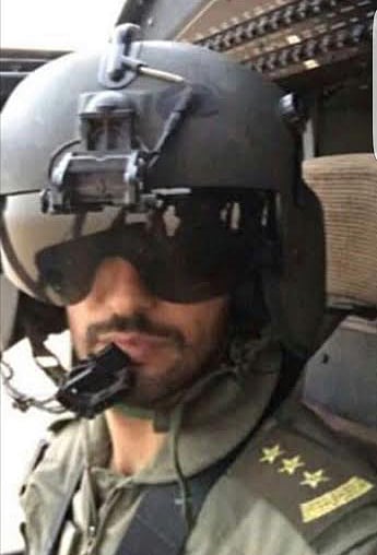 تكريم الطيار "الغامدي" لتميزه فى أداء واجبه