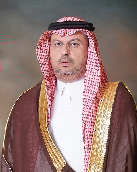 عبدالله بن مساعد يجتمع برؤساء الاتحادات الرياضية الجدد ويكرم السابقين