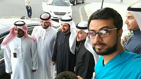 بعد زيارة مفاجئة.. وزير الصحة يشيد بمستشفييْ الملك عبدالعزيز والملك فيصل