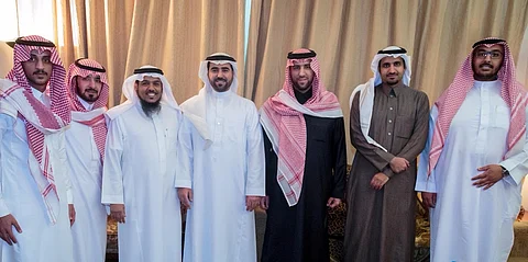 أعضاء "إرشادي" يزورون الأمير سلطان بن ناصر بالتخصصي