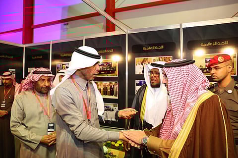 أمير القصيم يرعى منتدى أندية الظل في النادي العربي بـ"عنيزة"