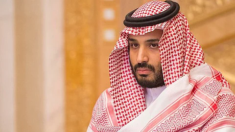 ولي ولي العهد يعزي أسرة فقيد الوطن الشاعر مساعد الرشيدي