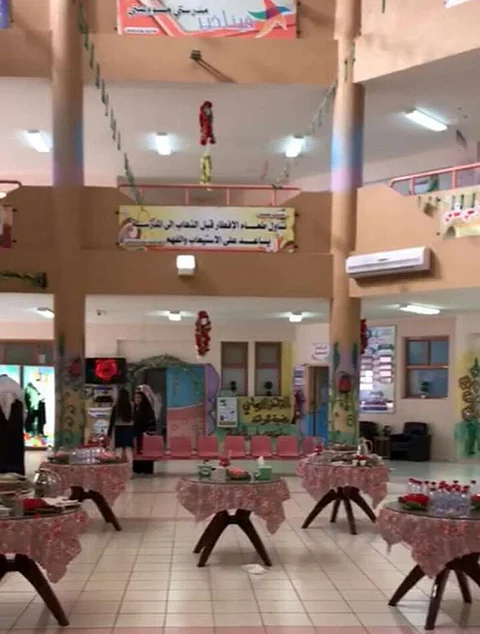 مصادر "سبق": دعوة مديرة مدرسة بالقريات لأولياء الأمور كانت على شرف "الثبيتي"
