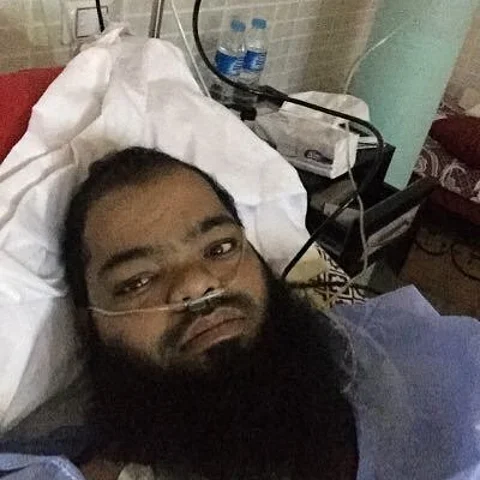 السلطات المصرية تحتجز مواطناً سعودياً مصاباً بفشل كلوي