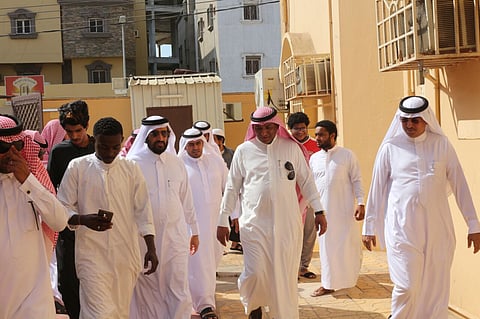 المقرن يثني على إدارة دار أيتام جازان