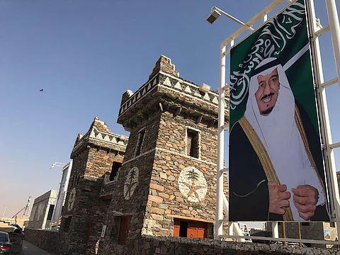 لجنة مشتركة لدراسة توسيع مقر قرية الباحة التراثية بالجنادرية