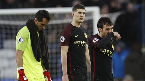 الدوري الإنجليزي: إيفرتون يهزم السيتي برباعية تاريخية.. ورأسية "إبرا" تنقذ مانشستر
