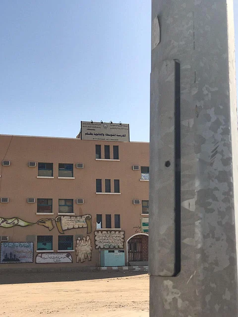 بلاغ عن مخالفة "حماية الطفل" يضع بلدية وكهرباء ظلم في مأزق الإهمال