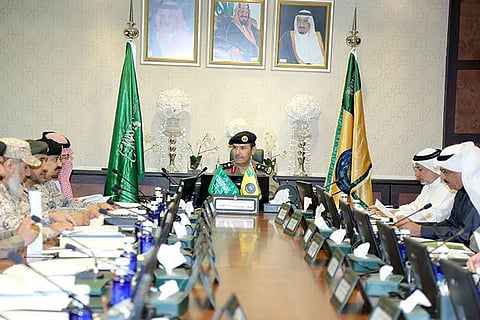 "العمرو" يترأس اجتماع اللجنة العامة لأعمال الدفاع المدني