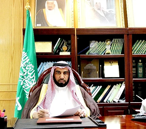 "الثبيتي" يشكر وزير التعليم لمعالجة معلمة وطالبات وتعويضهن