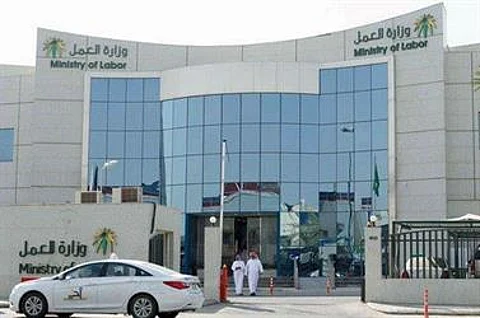 "سبق" تنشر تفاصيل قرار الدعم النقدي المباشر لفواتير كهرباء مستفيدي "الضمان"