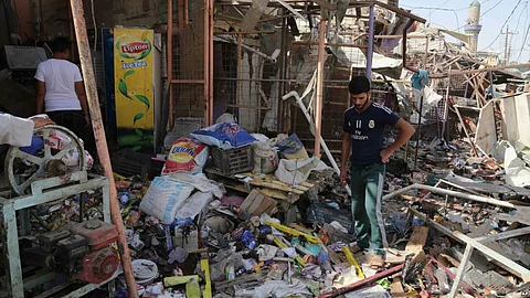 80 قتيلاً وجريحاً عقب انفجار بسوق مكتظة في باكستان
