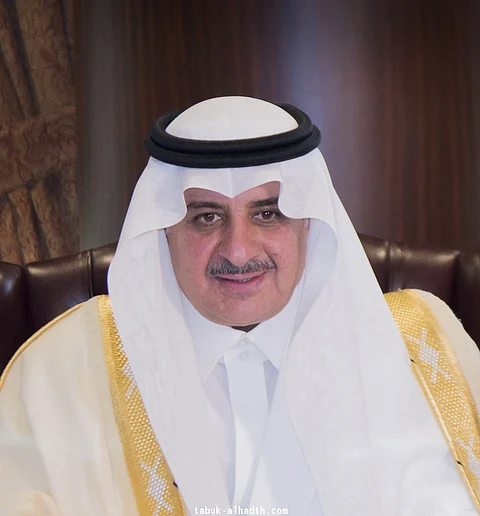 أمير تبوك يوجّه بتشكيل لجنة عاجلة لبحث حادث عقبة الهضبة
