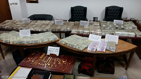 بقيمة مليون جنيه.. اتهام مستشار وزير مصري بالرشوة