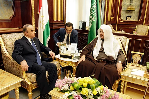 "آل الشيخ" يجتمع برئيس مجلس النواب في طاجيكستان