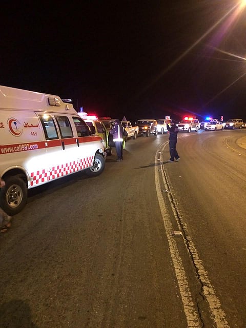 إنقاذ العالقٓين في منحدر بـ"عقبة الباحة" ونقلهما لمستشفى الملك فهد