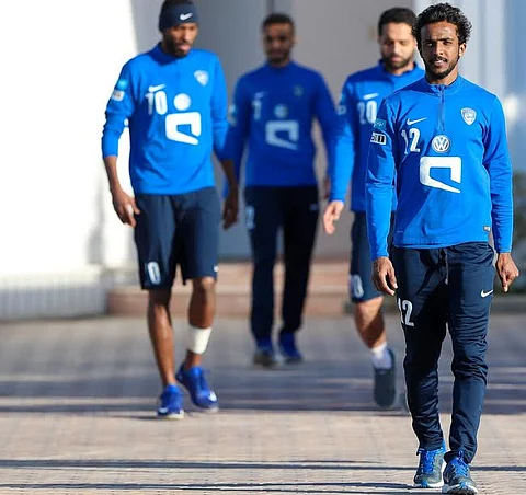 الهلال: "الفرج" يغيب عن التدريبات .. و"المنيع" يواصل العلاج