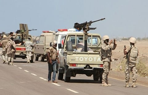 الجيش اليمني يواصل تمشيط أحياء "المخا" من بقايا عناصر الحوثيين