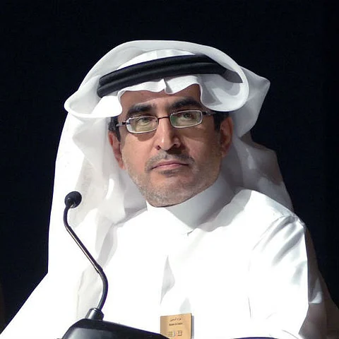 "الأبحاث والتسويق" تعلن عن استقالة "عزام الدخيل".. وتعيين غسان الشبل رئيساً
