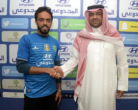 "الزقعان" يوقع لفريق الفتح ٦ أشهر بنظام الإعارة