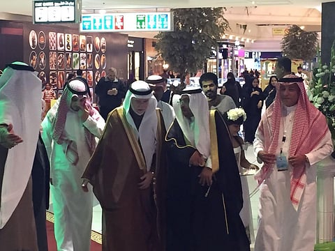 معرض "المساحة الجيولوجية" الثالث ينقل زواره للعالم الجيولوجي القديم