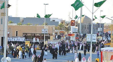 الجنادرية.. نافذة العالم على ثقافتنا.. "37 عاماً راحت وسط الزحام"