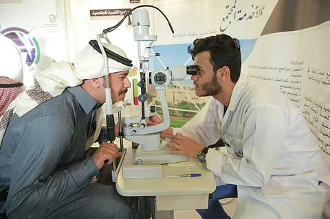 فحص طبي لـ 1200 زائر في مهرجان "ربيع بريدة"