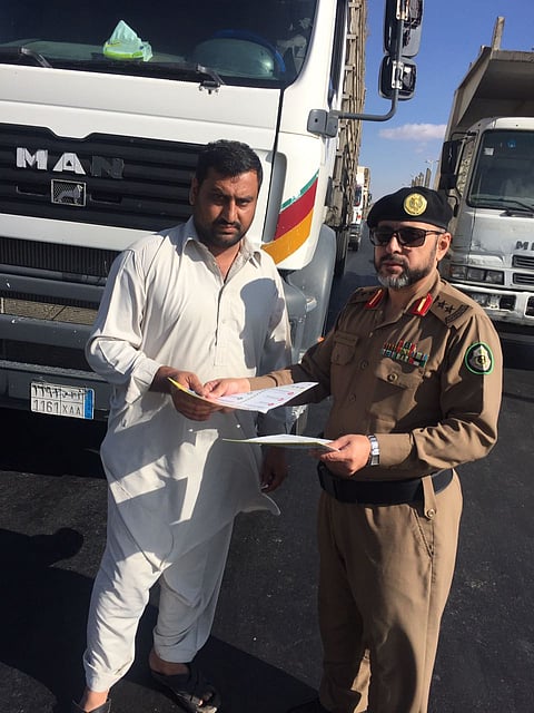 الطائف.. حملة توعوية بأهمية حواجز الشاحنات