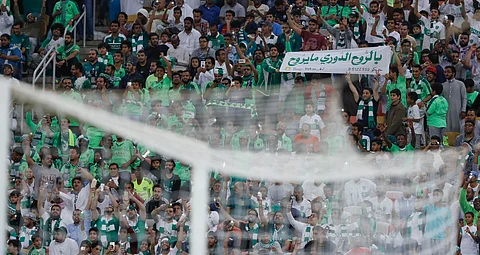 بالصور.. الحضور الجماهيري في ديربي جدة يصل لـ٥٣ ألف متفرج