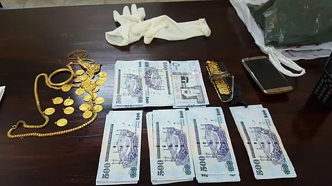 شرطة جازان تُطيح بسارقي "خزنة المجوهرات" من منزل بأبو عريش