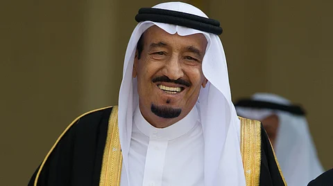 الملك يشرّف العرضة السعودية في مهرجان "الجنادرية" .. الليلة