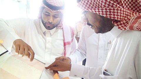 مدير صحة جازان يدشن خدمة "صوت المواطن" بمستشفى الملك فهد المركزي