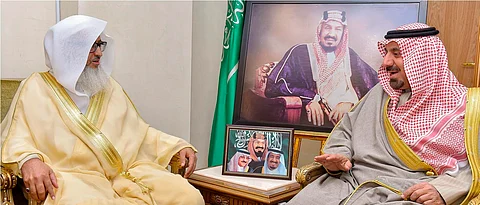 أمير نجران: قوة المجتمع السعودي في التفافه حول ولي أمره
